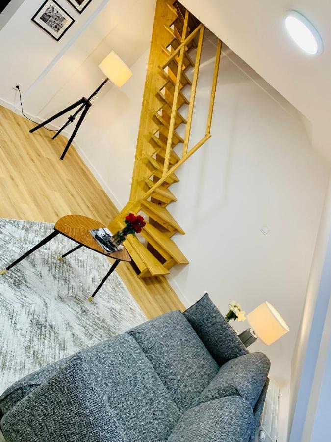 Hotel, Apartament Pod Zlotym Lwem W Samym Centrum Miasta Z Darmowym Parkingiem VII โควอตสโก ภายนอก รูปภาพ